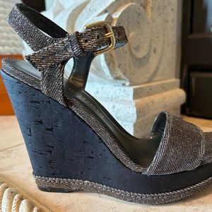 Nearly New Stuart Weitzman Platform Sandals Sz 7.5